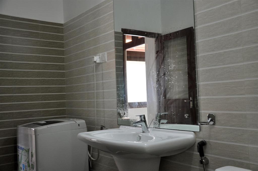 Harris Villa Hikkaduwa Zimmer foto