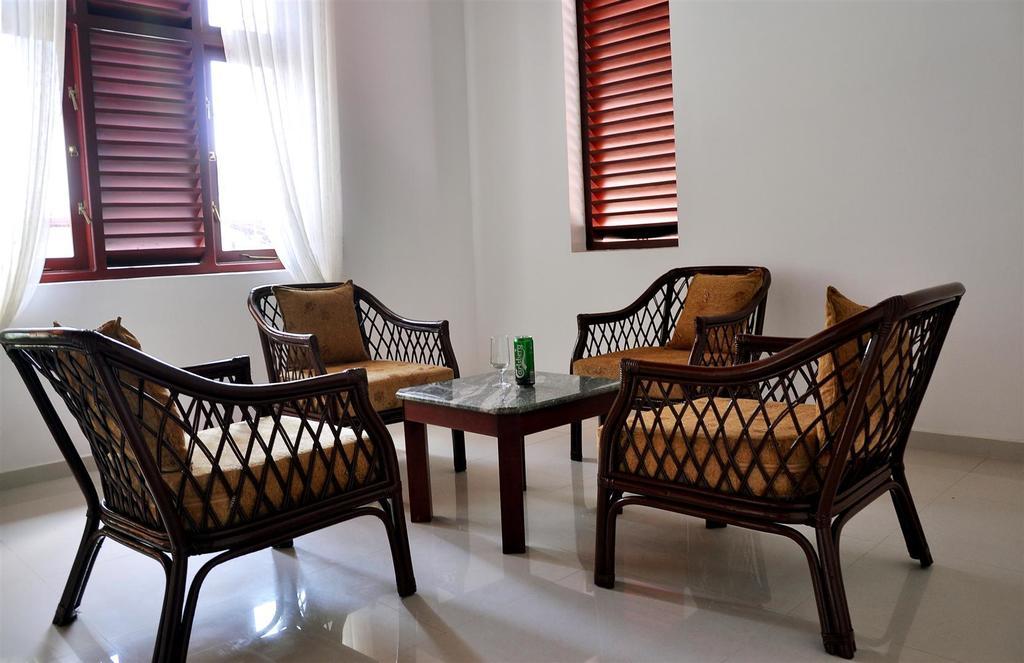Harris Villa Hikkaduwa Zimmer foto