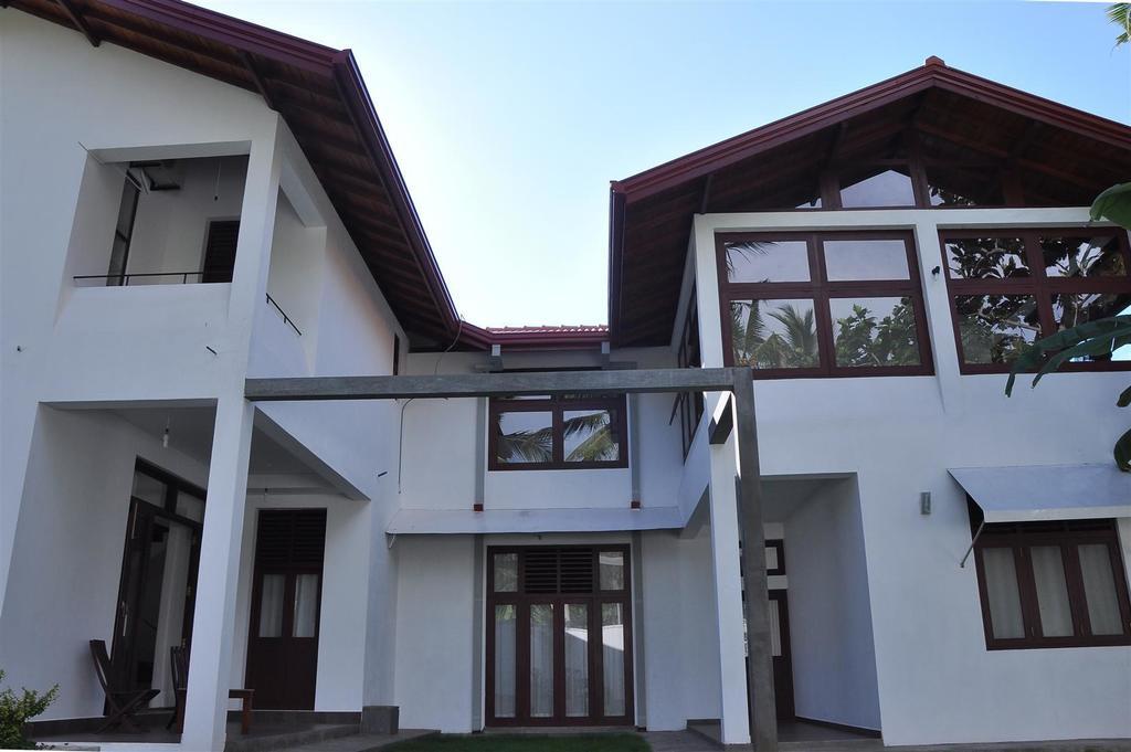 Harris Villa Hikkaduwa Zimmer foto