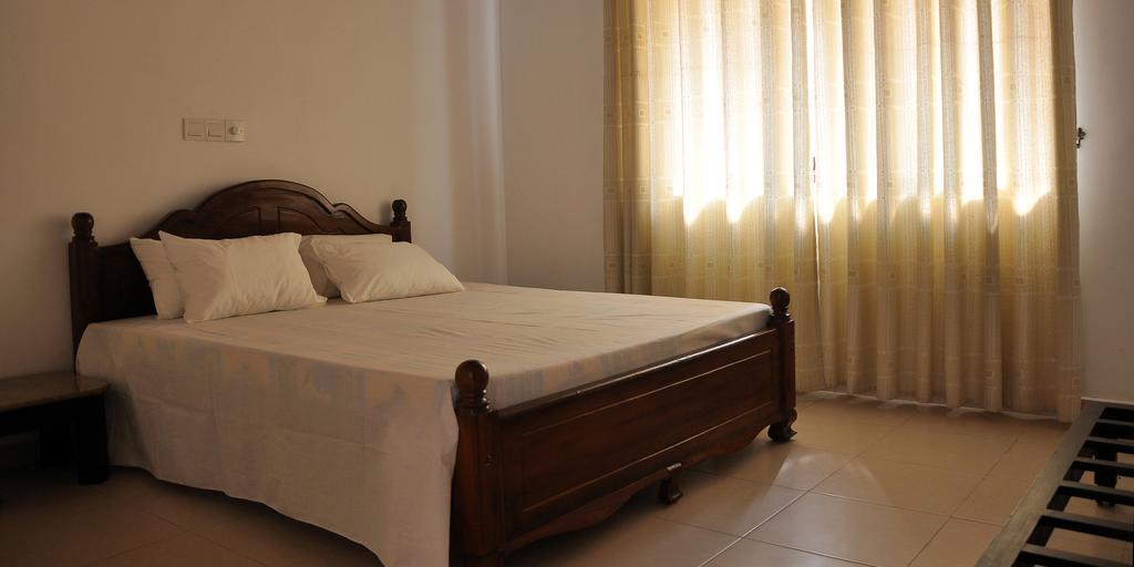 Harris Villa Hikkaduwa Zimmer foto